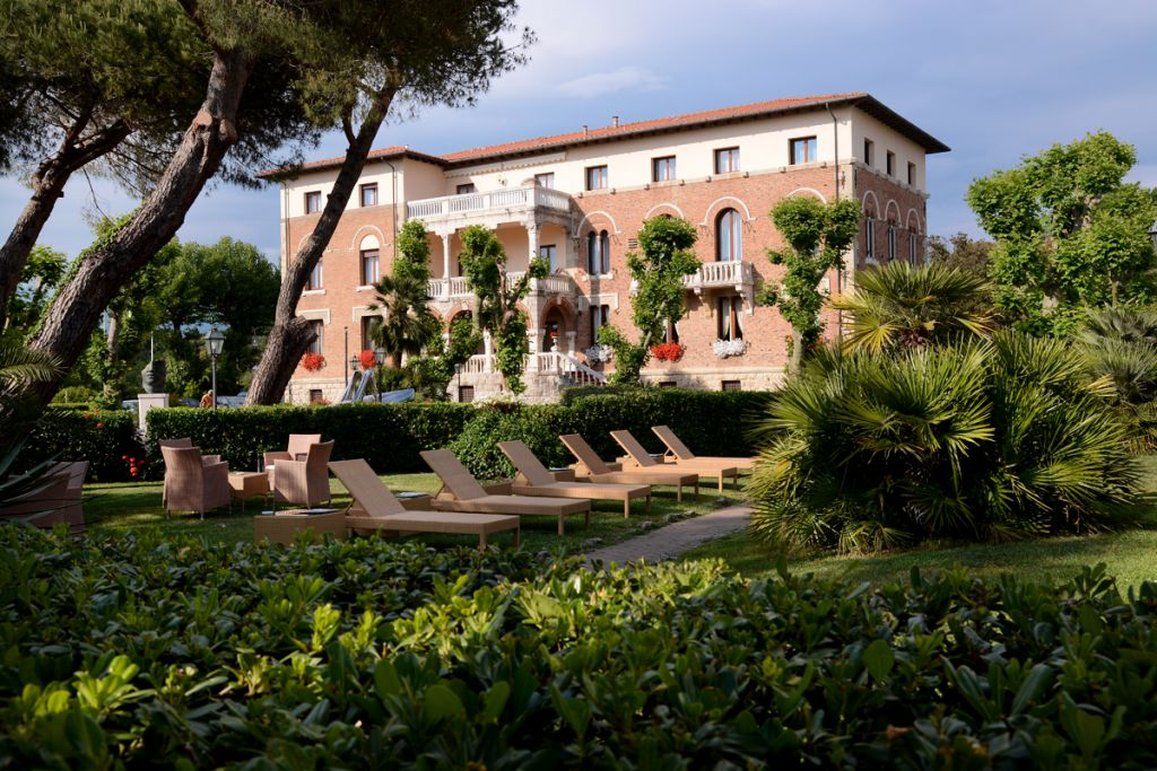 Park Hotel Villa Ariston Camaiore Bagian luar foto